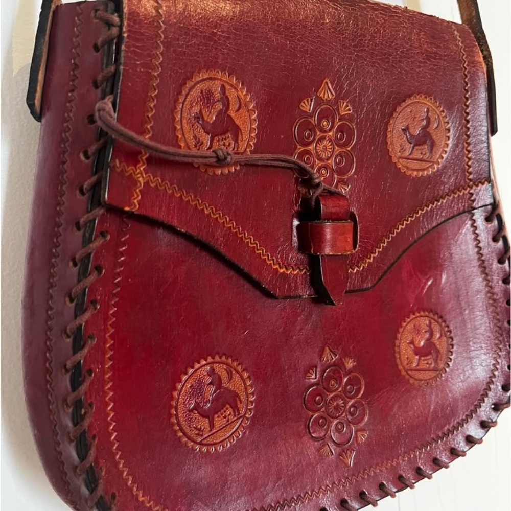 Unique Vintage Brown Crossbody Bag with Handcrafted Elegance